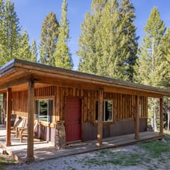 Mini Moose Cabin