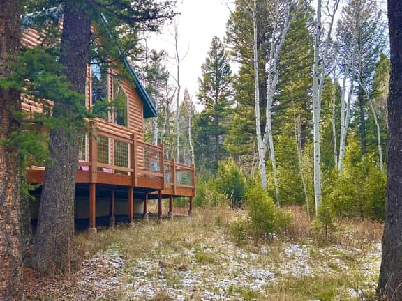 Mountain Lake Cabin near Henry’s Lake! - Image 2