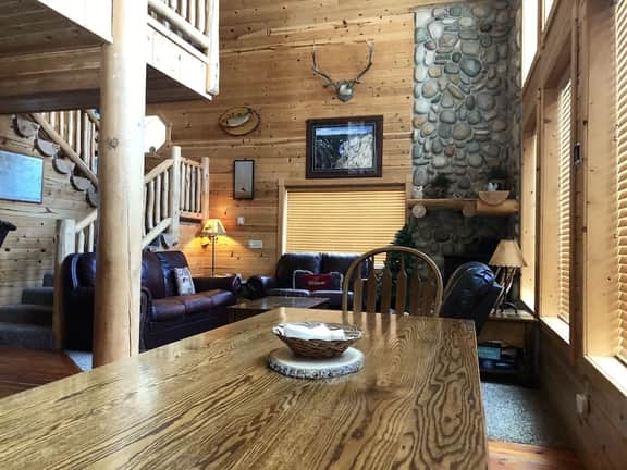 Mountain Lake Cabin near Henry’s Lake! - Image 3